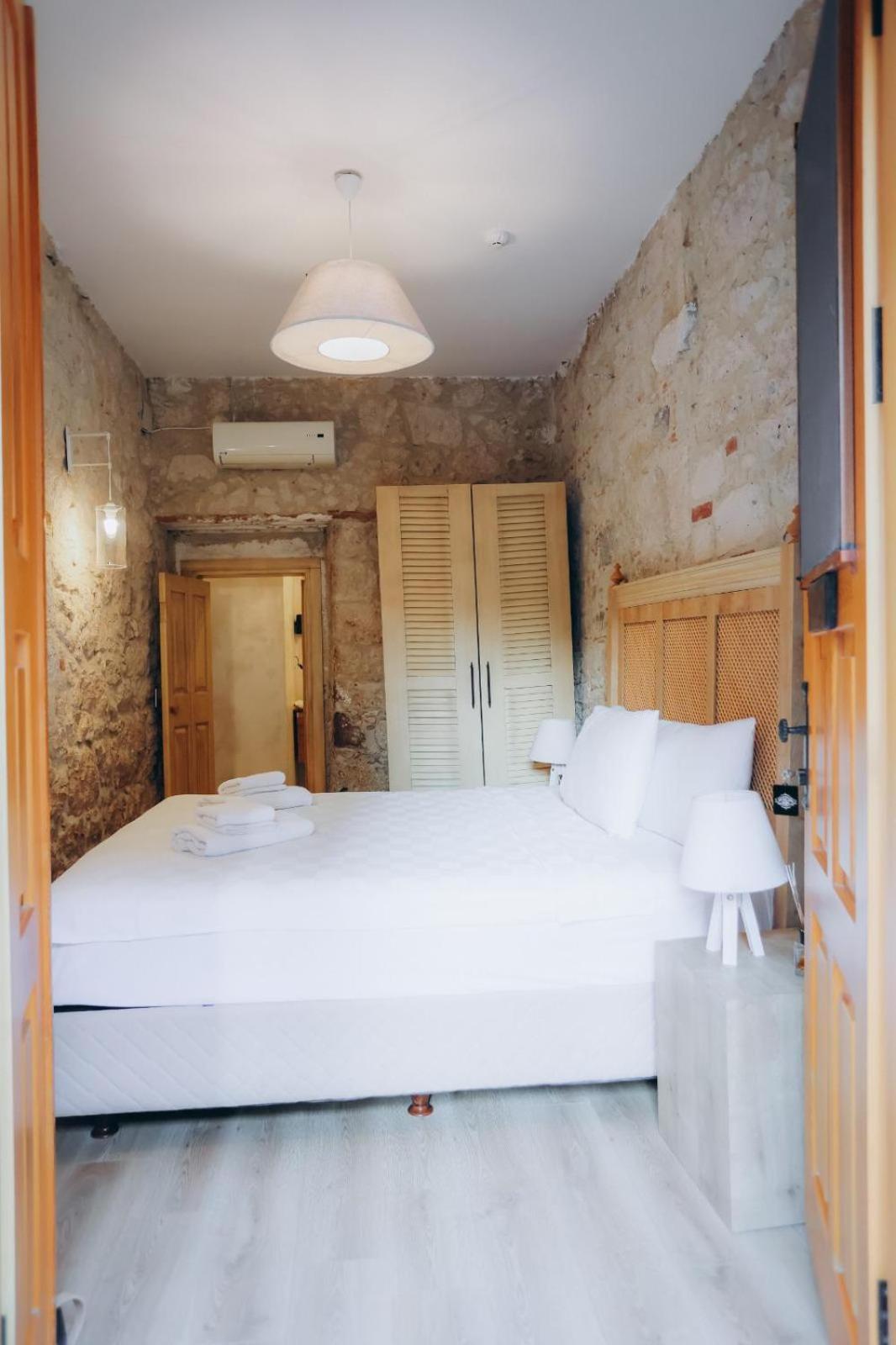 1881 Halil Efendi Otel Alacati Exterior photo